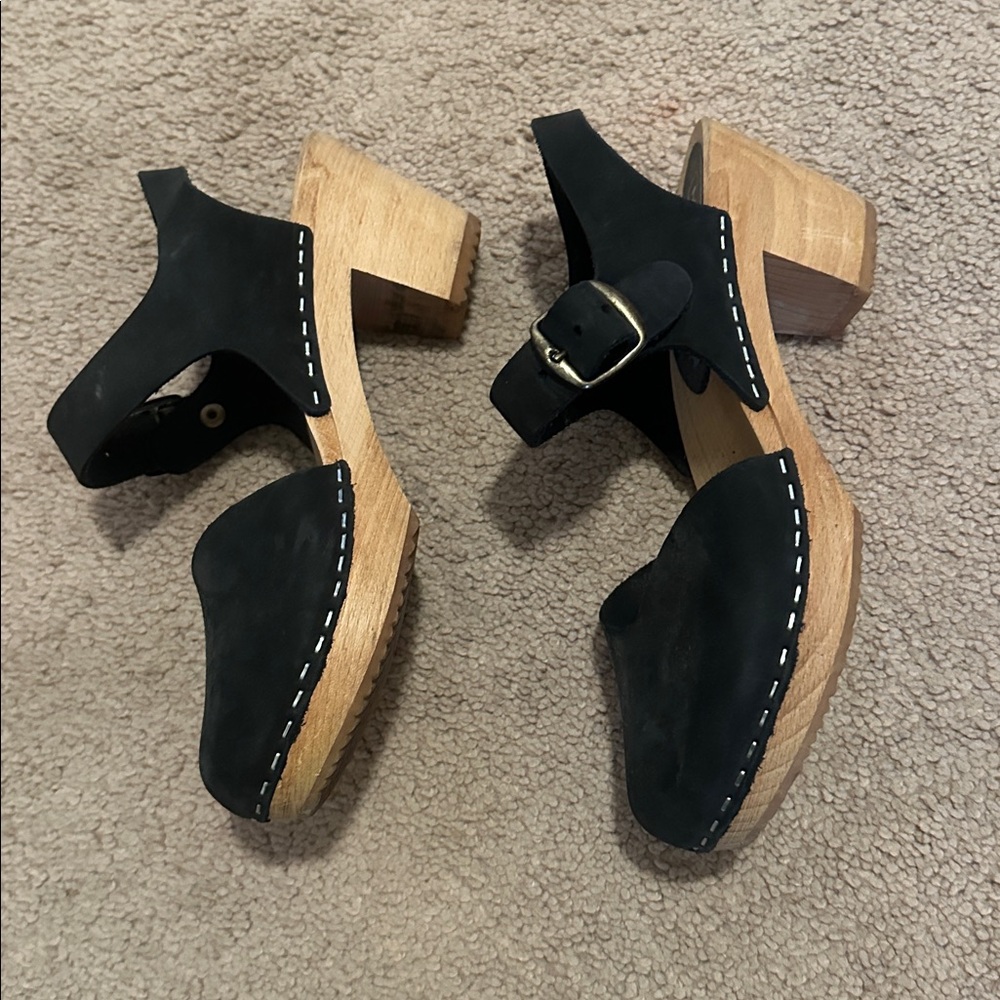Moheda Clogs - Picture 5 of 7